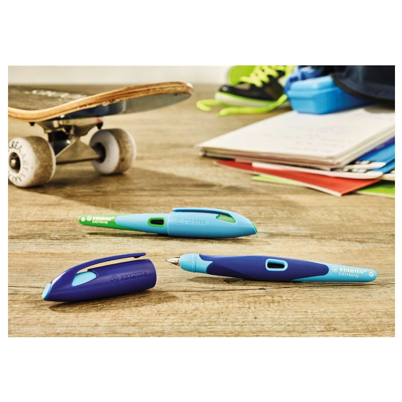 Ergonomischer Schulfüller für Rechtshänder mit Standard-Feder M - STABILO EASYbirdy in violett/gelb - Einzelstift - inklusive Patrone und Einstellwerkzeug - Schreibfarbe blau (löschbar)