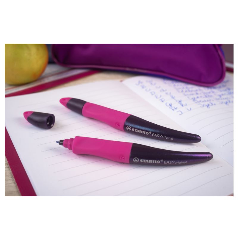 Preview: Ergonomischer Tintenroller für Rechtshänder - STABILO EASYoriginal Holograph Edition in magenta -  Einzelstift - Schreibfarbe blau (löschbar) - inklusive Patrone