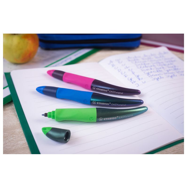 Preview: Ergonomischer Tintenroller für Rechtshänder - STABILO EASYoriginal Holograph Edition in magenta -  Einzelstift - Schreibfarbe blau (löschbar) - inklusive Patrone